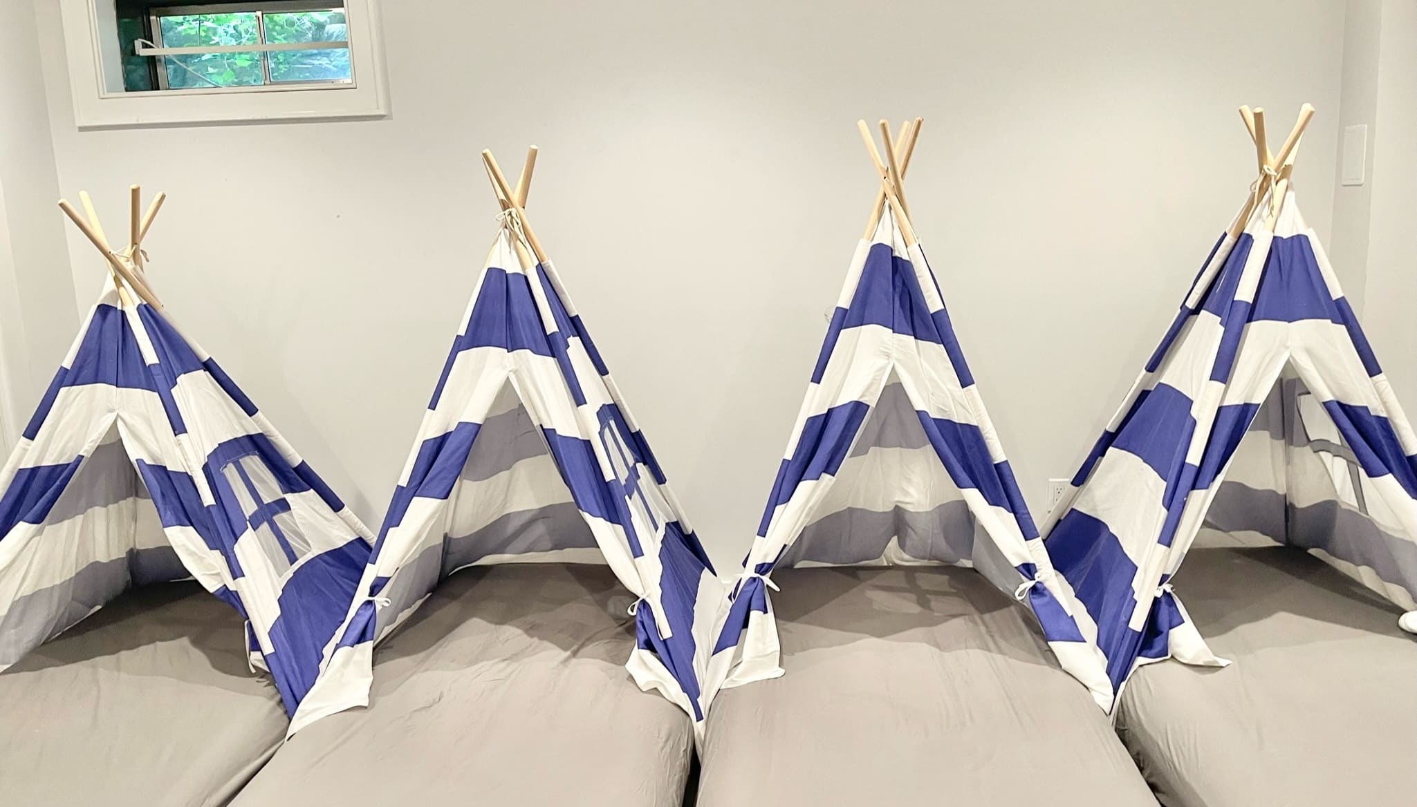 Read more about the article Sleepover Party Basecamp Tent Rental