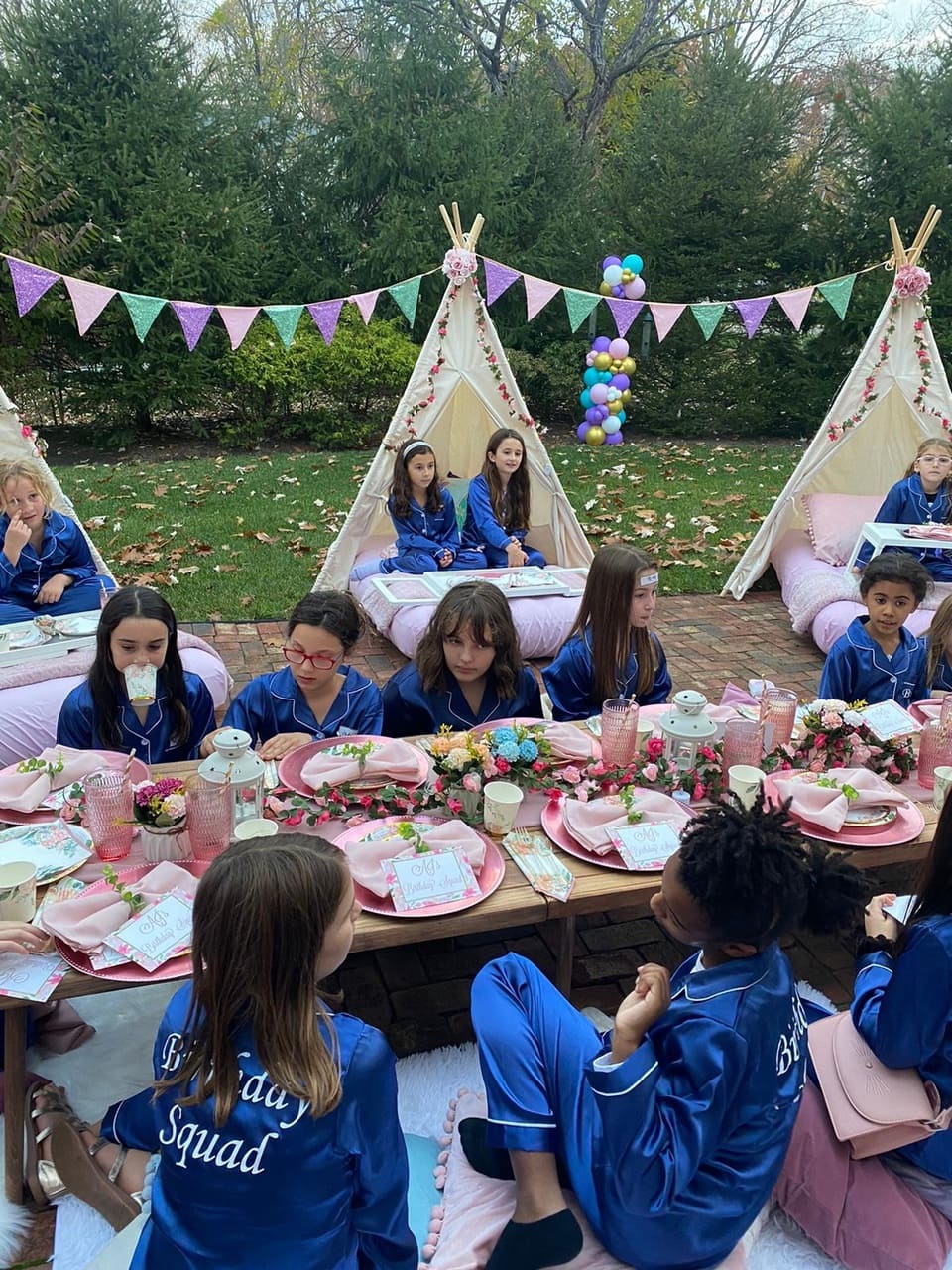 Read more about the article Picnic Soirée Rental